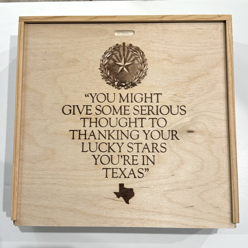 🦋Wooden “Made in Texas” Keepsake Storage Pie Box🦋